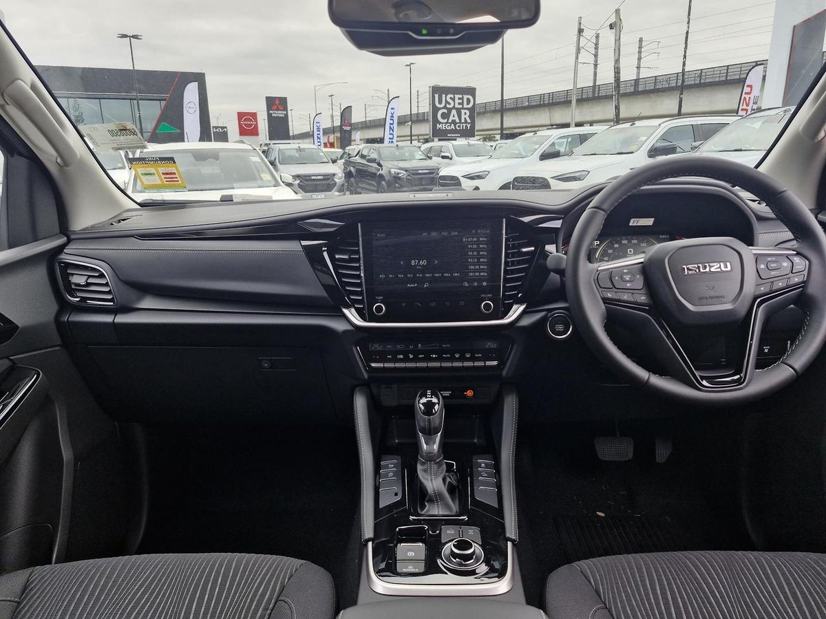 2026 Isuzu MU-X LS-U MY25.5 4X4 Dual Range image 18