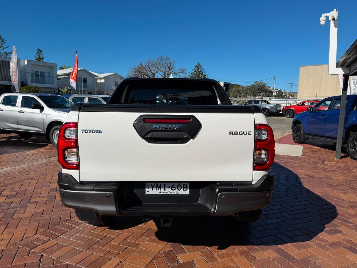 2023 Toyota Hilux Rogue GUN126R 4X4 Dual Range image 13