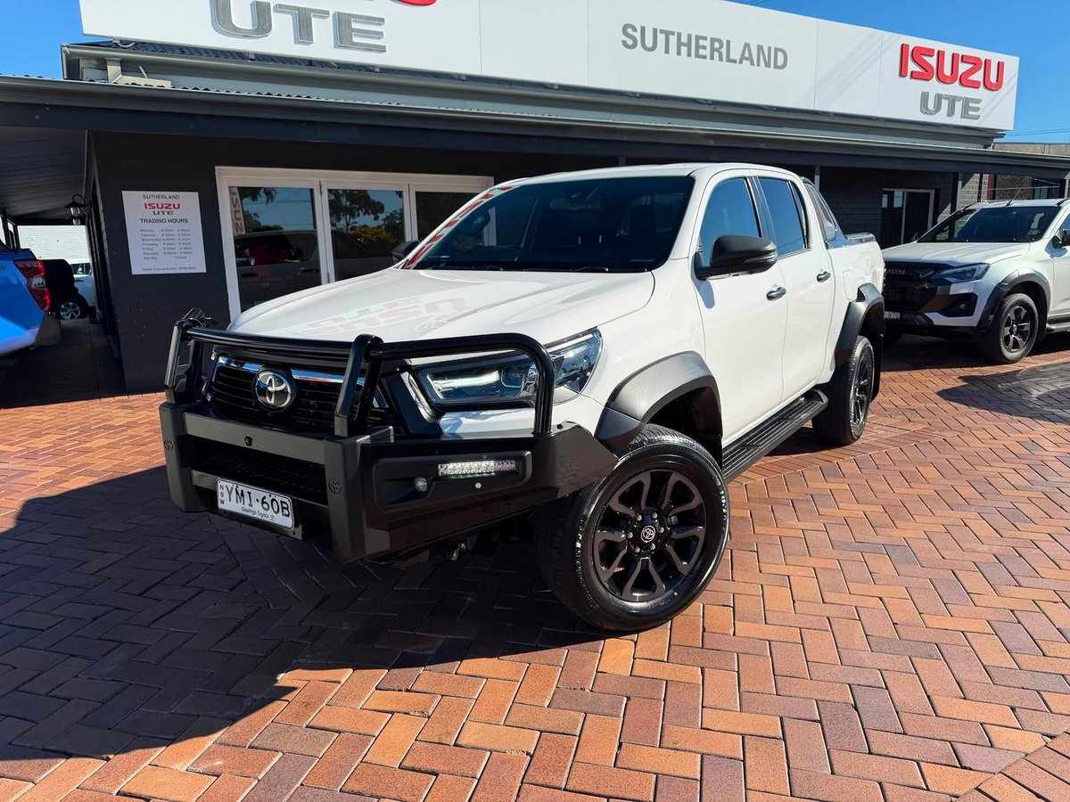 2023 Toyota Hilux Rogue GUN126R 4X4 Dual Range image 7