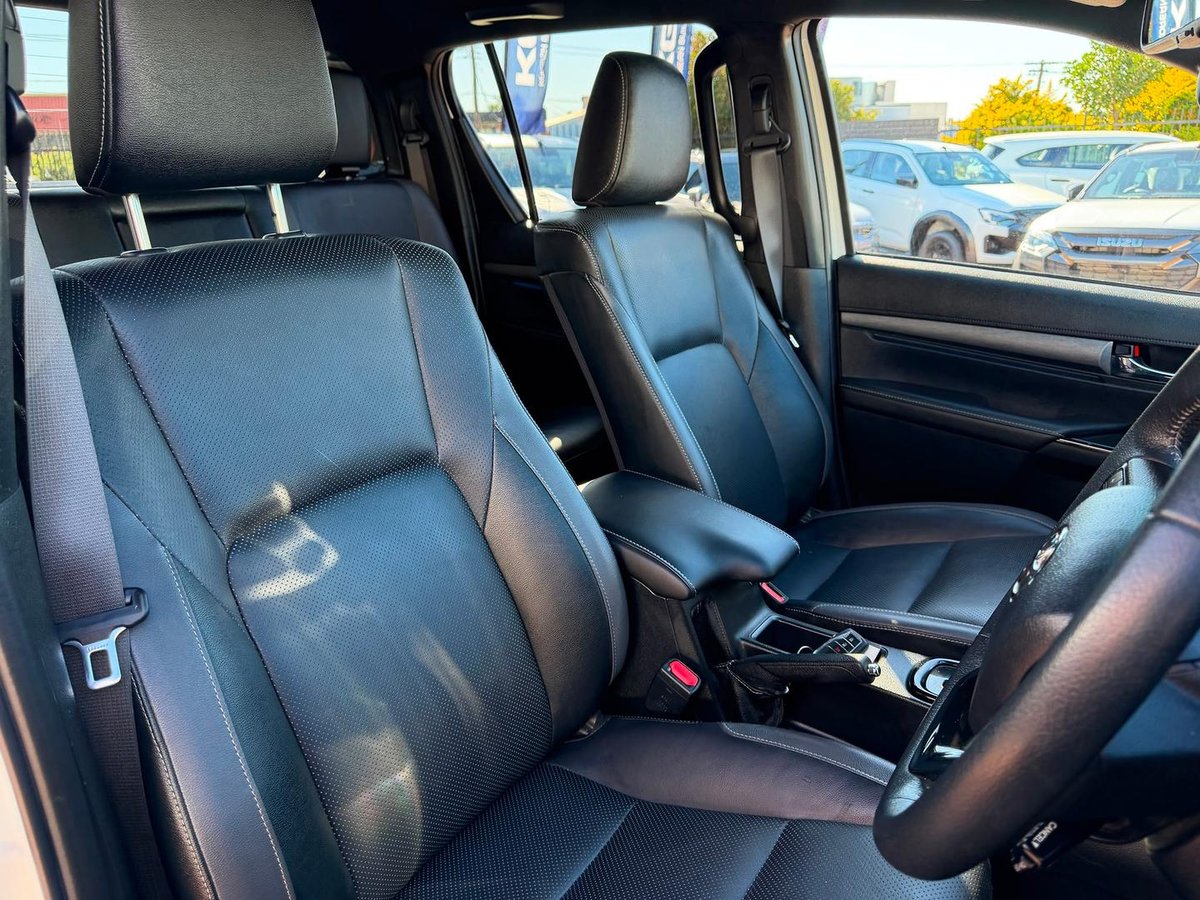 2023 Toyota Hilux Rogue GUN126R 4X4 Dual Range image 20