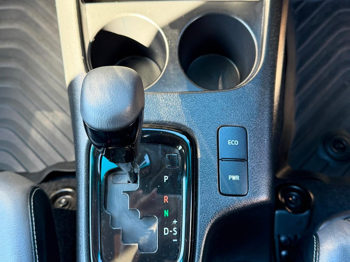 2023 Toyota Hilux Rogue GUN126R 4X4 Dual Range image 22