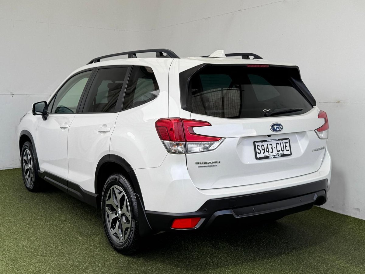 2022 Subaru Forester 2.5i-L S5 MY23 AWD image 10