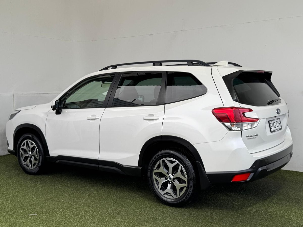 2022 Subaru Forester 2.5i-L S5 MY23 AWD image 11