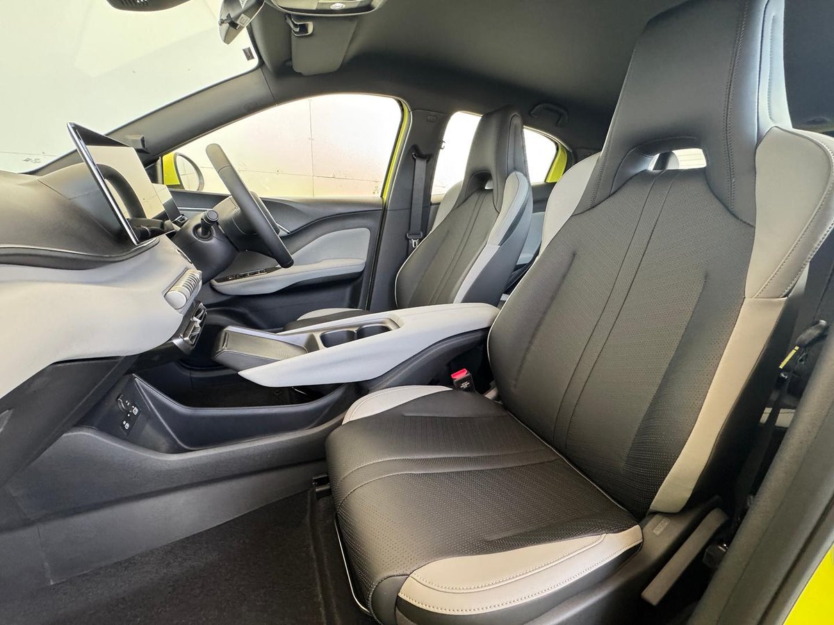 2026 BYD ATTO 1 Essential MY25 image 27