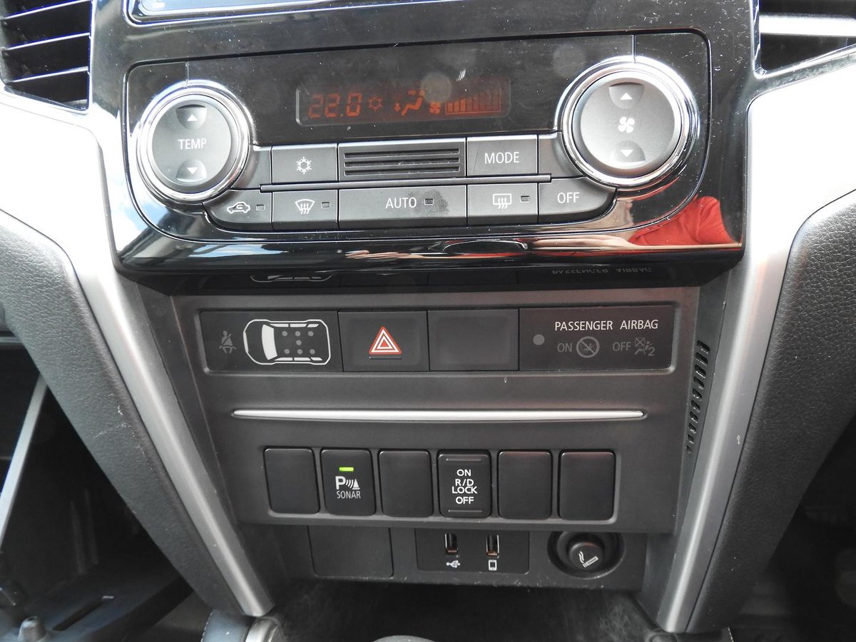 2022 Mitsubishi Triton GLX+ MR MY22 4X4 Dual Range image 14