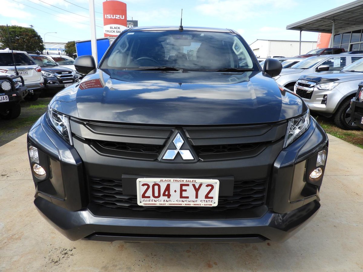 2022 Mitsubishi Triton GLX+ MR MY22 4X4 Dual Range image 2