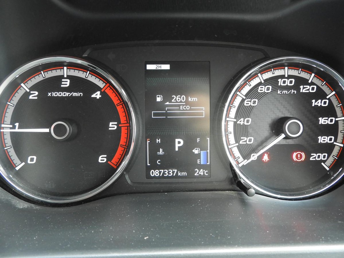 2022 Mitsubishi Triton GLX+ MR MY22 4X4 Dual Range image 12