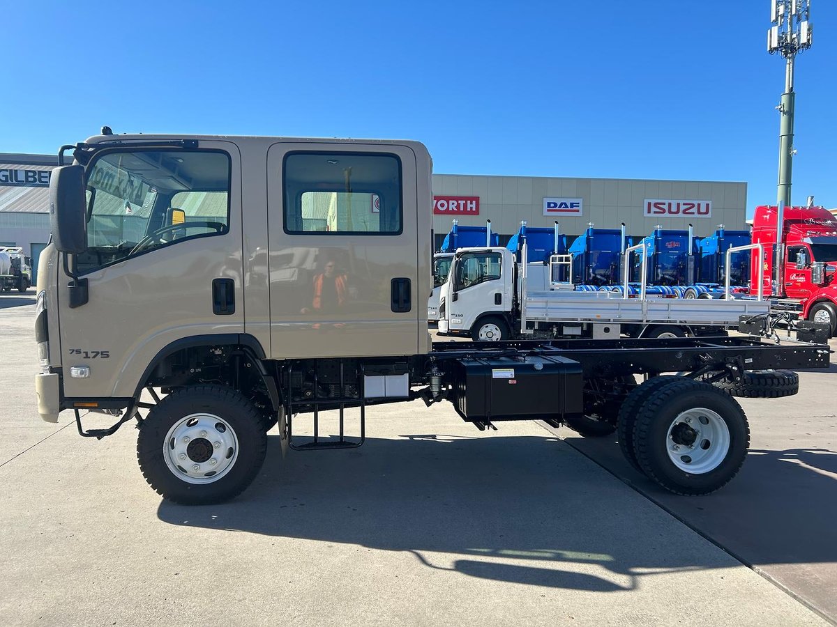 2026 Isuzu N Series image 11