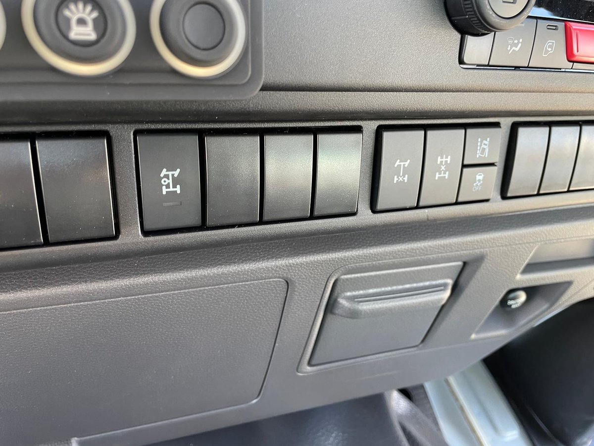 2026 Isuzu F Series FYJ 320-355 AT R67 image 22