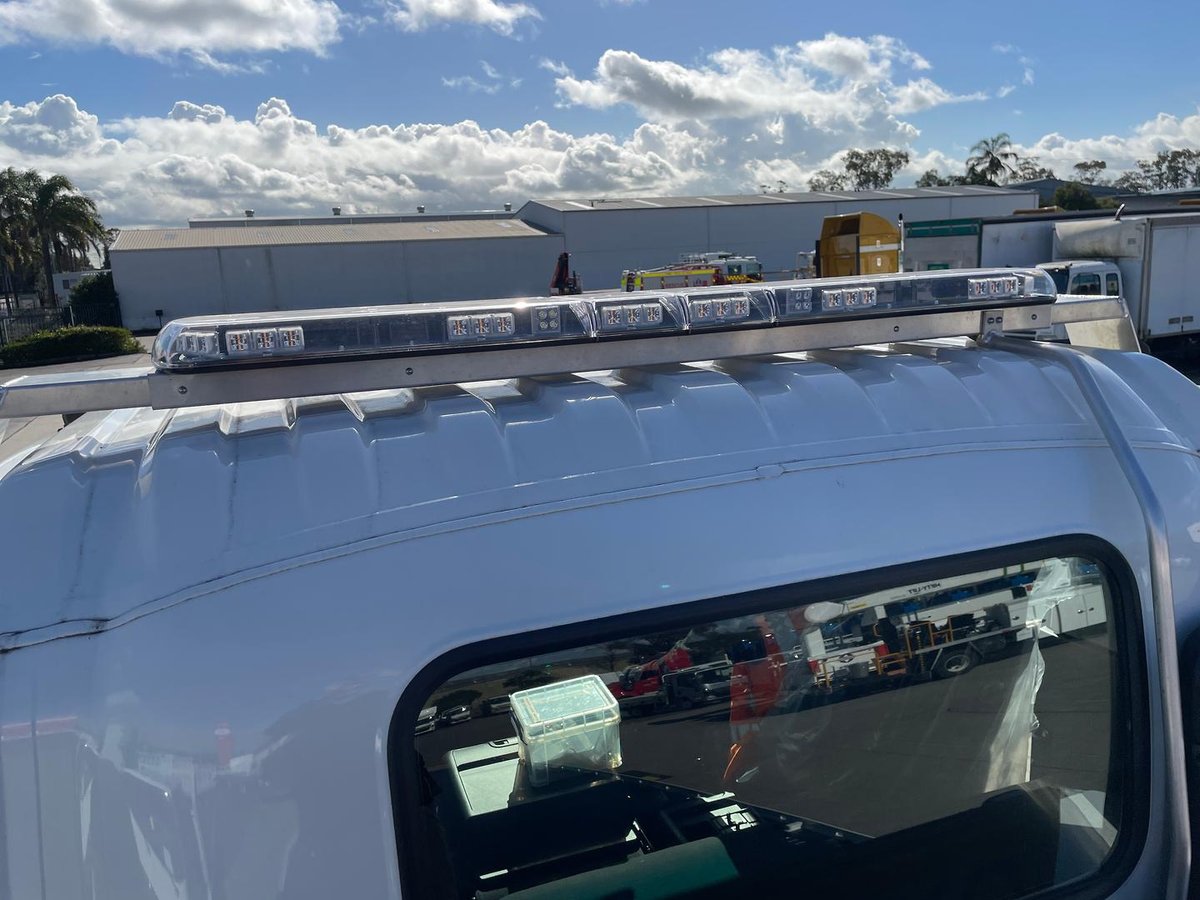 2026 Isuzu F Series FYJ 320-355 AT R67 image 19