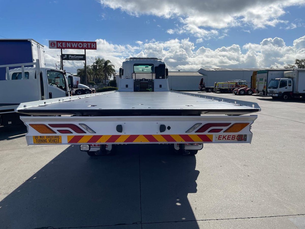 2026 Isuzu F Series FYJ 320-355 AT R67 image 5