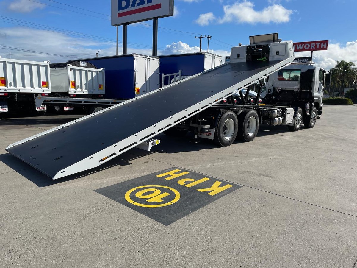 2026 Isuzu F Series FYJ 320-355 AT R67 image 14