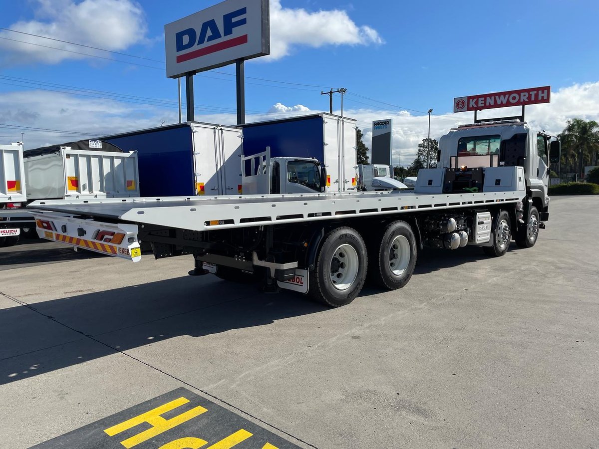 2026 Isuzu F Series FYJ 320-355 AT R67 image 6