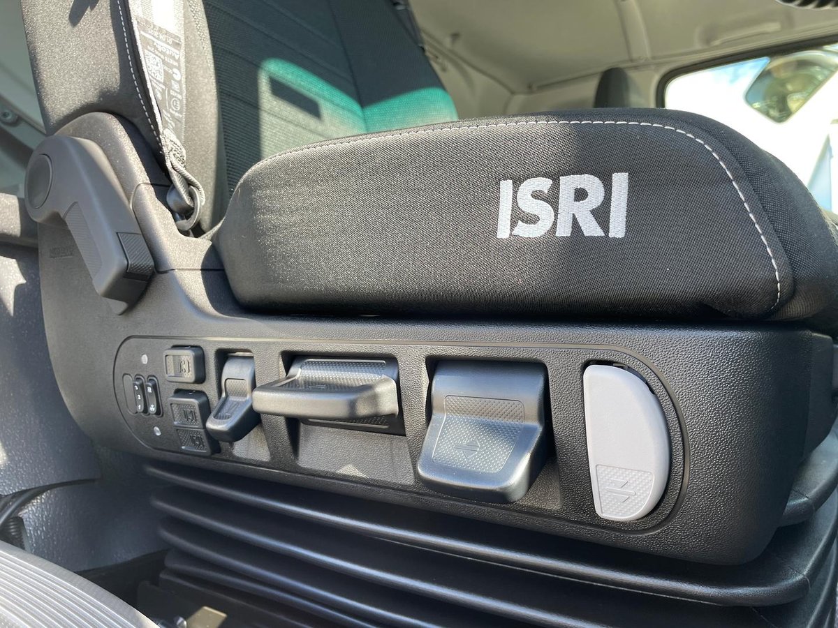 2026 Isuzu F Series FYJ 320-355 AT R67 image 28