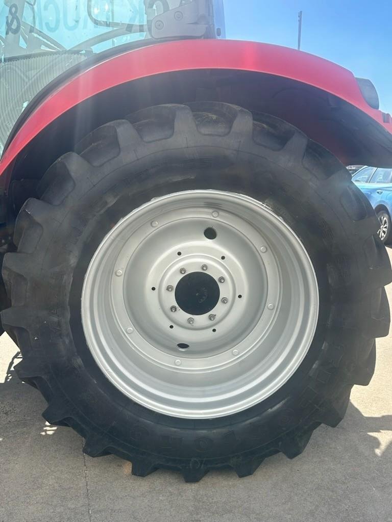 CASE IH Maxxum 140 image 8
