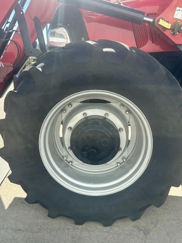 CASE IH Maxxum 140 image 7