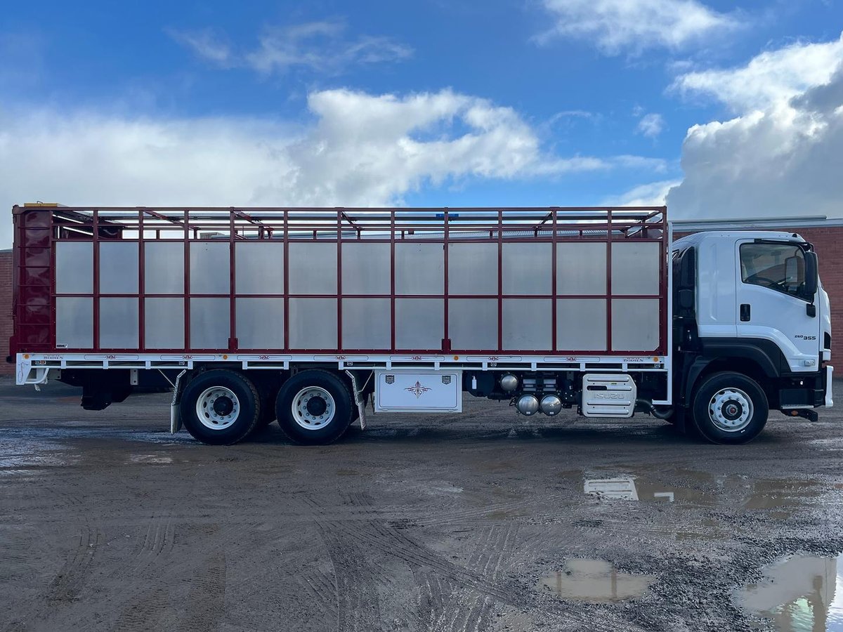 2025 Isuzu F Series FXY 260-355 AT R63 image 6