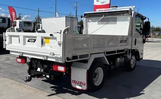 2026 Isuzu N Series NLR 45-150 DT D25 Tipper image 9