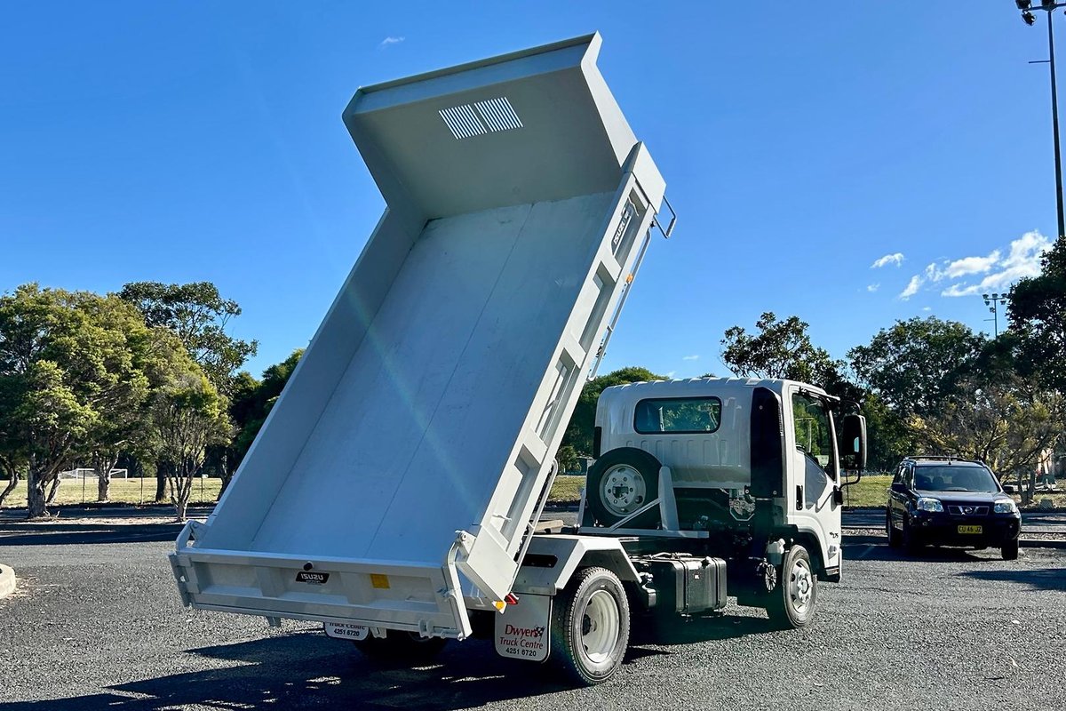 2026 Isuzu N Series NPR 45/65-175 DT D34 Tipper image 14
