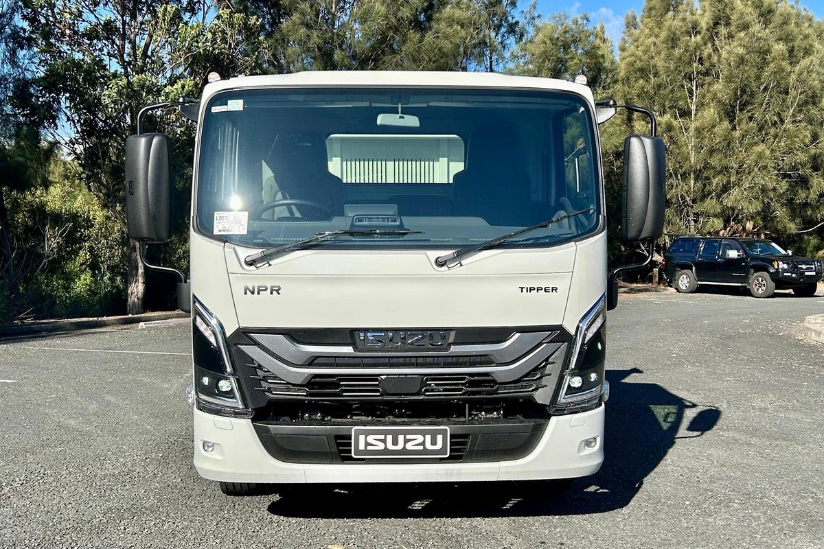 2026 Isuzu N Series NPR 45/65-175 DT D34 Tipper image 9