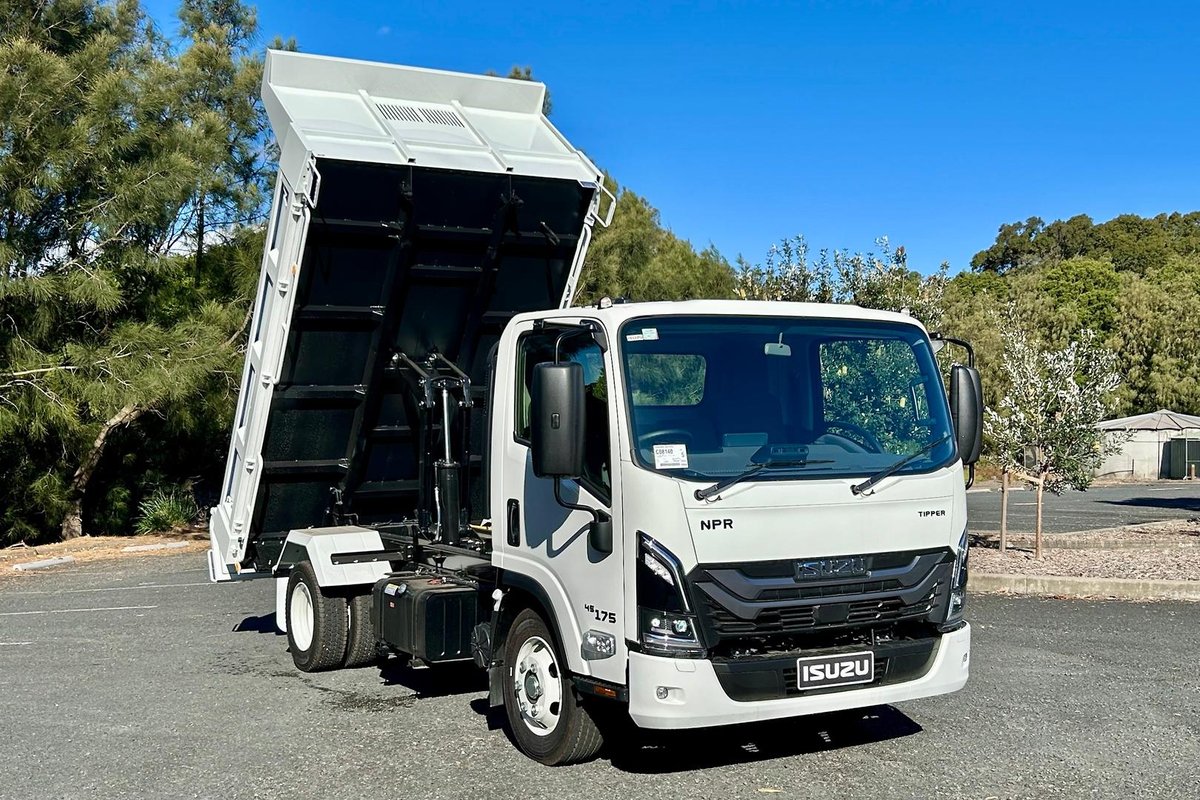 2026 Isuzu N Series NPR 45/65-175 DT D34 Tipper image 12