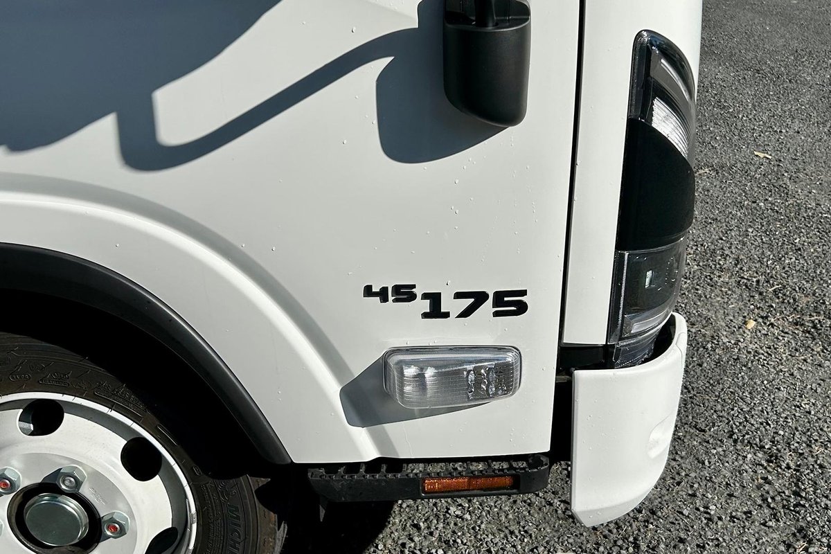 2026 Isuzu N Series NPR 45/65-175 DT D34 Tipper image 11
