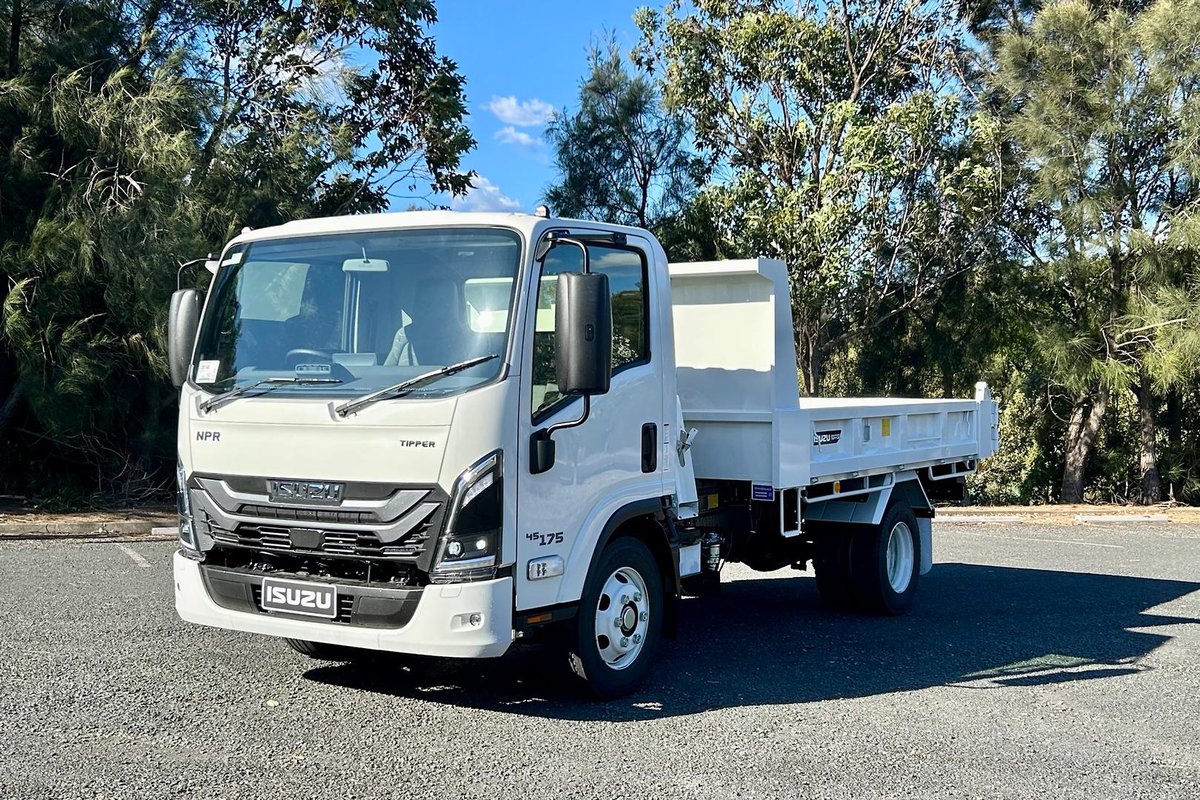 2026 Isuzu N Series NPR 45/65-175 DT D34 Tipper image 8