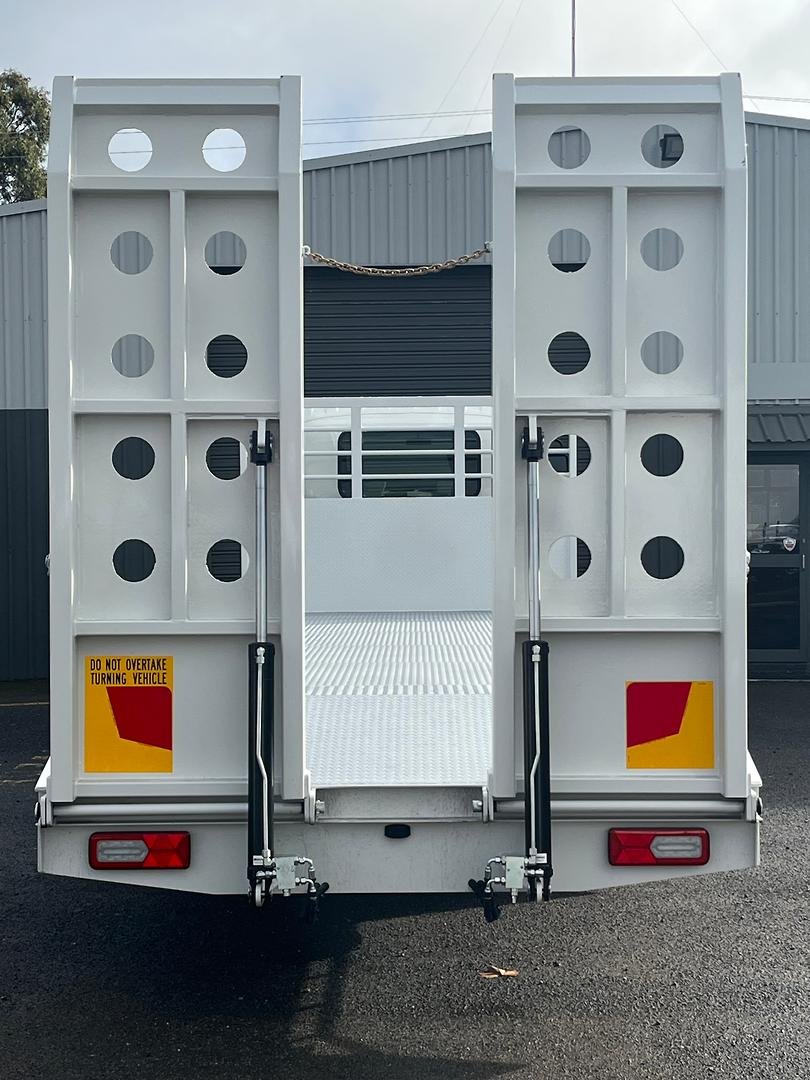 2025 Isuzu F Series FSR 140/120-240 AM R56 image 4