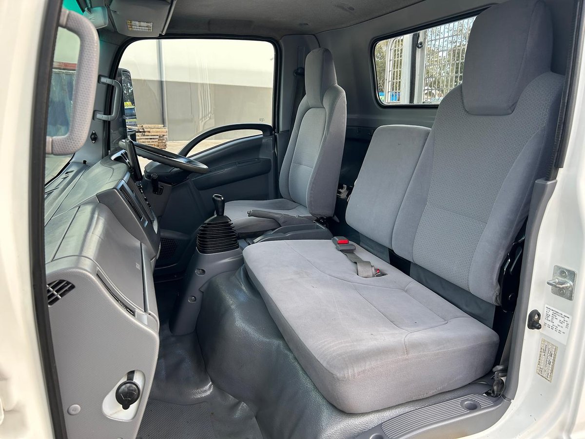 2021 Isuzu N Series NPR 45/55-155 Tradepack image 17