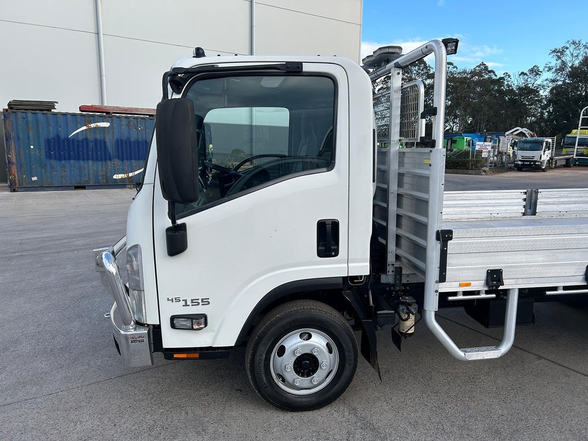 2021 Isuzu N Series NPR 45/55-155 Tradepack image 4