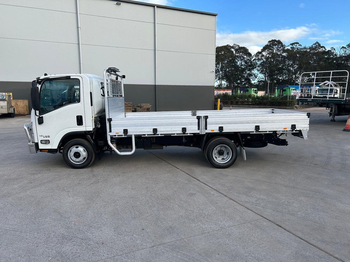 2021 Isuzu N Series NPR 45/55-155 Tradepack image 5