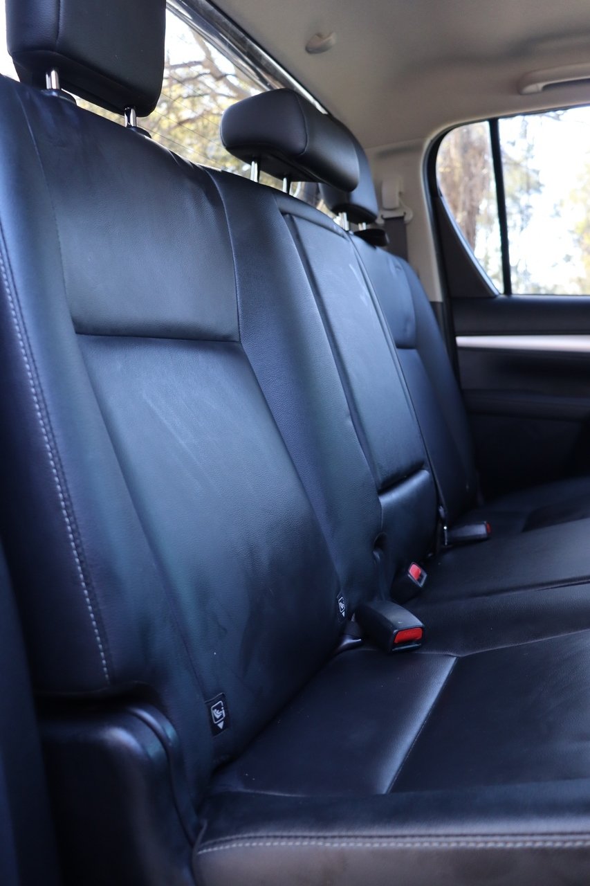 2017 Toyota Hilux SR5 GUN126R 4X4 Dual Range image 18