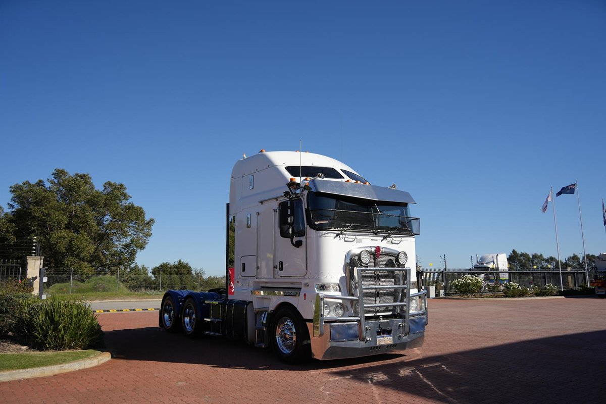 2020 Kenworth K200