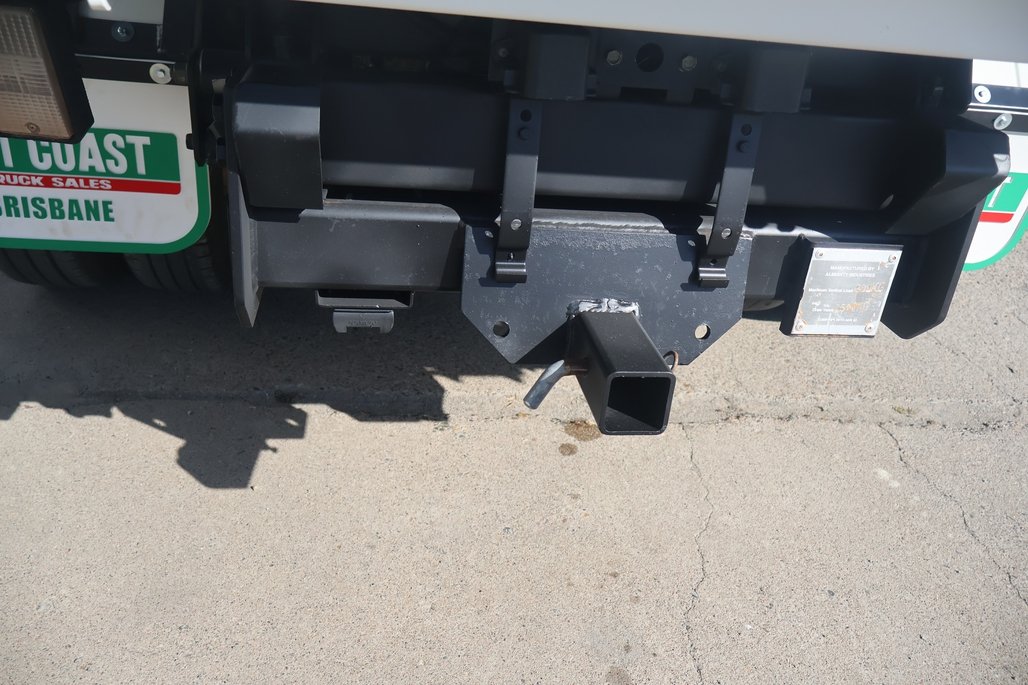 2017 ISUZU NLR 45-150 image 19