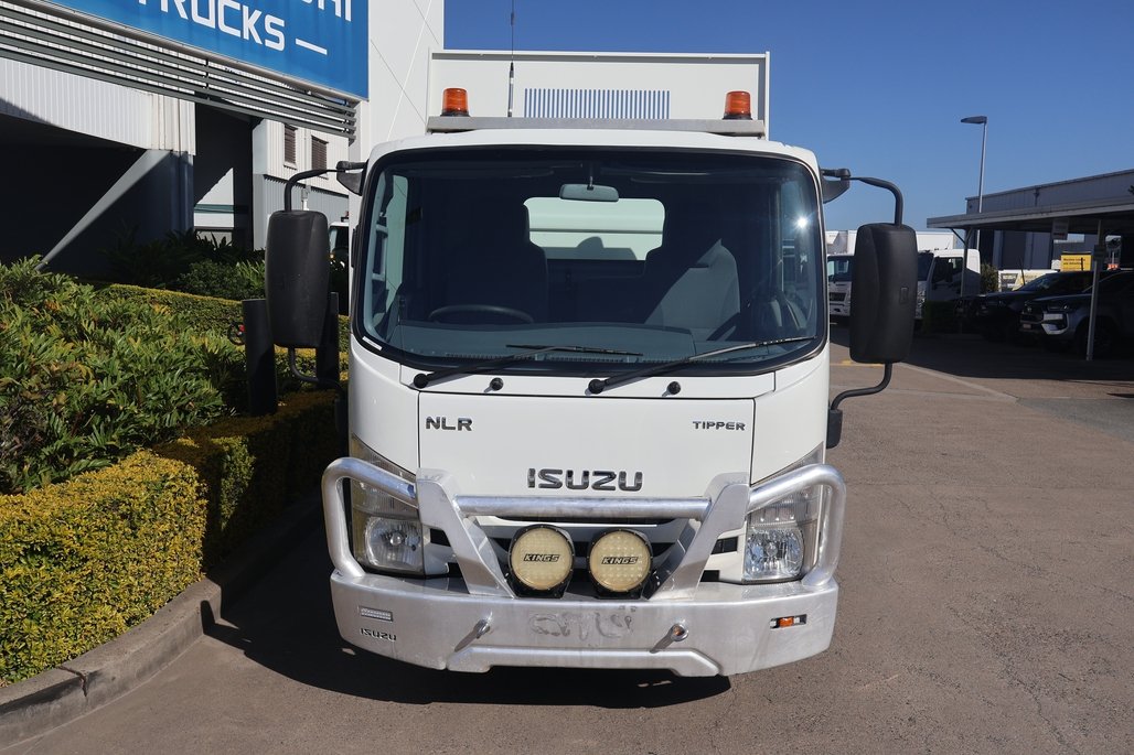 2017 ISUZU NLR 45-150 image 7