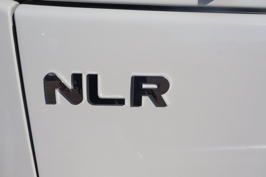 2017 ISUZU NLR 45-150 image 8