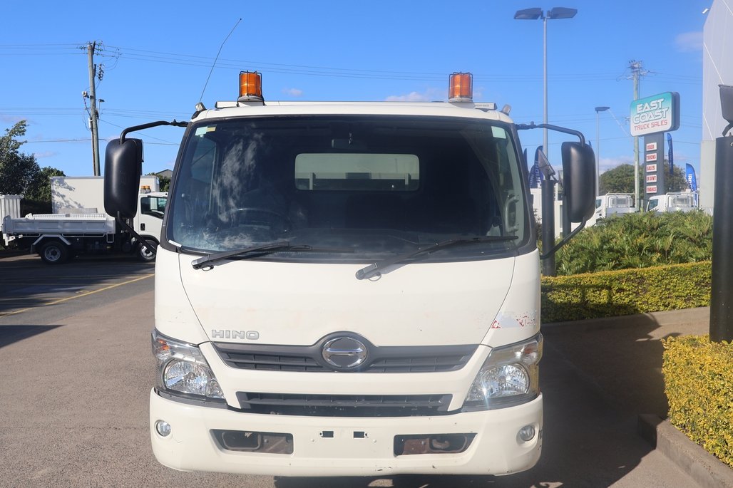 2016 Hino Dutro 917 image 20