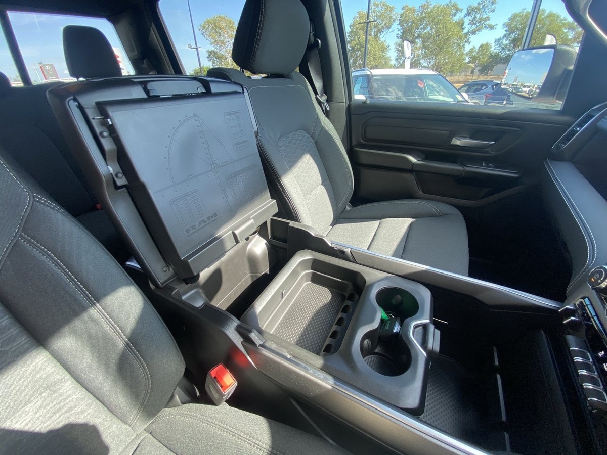 2026 Ram 1500 Express image 13