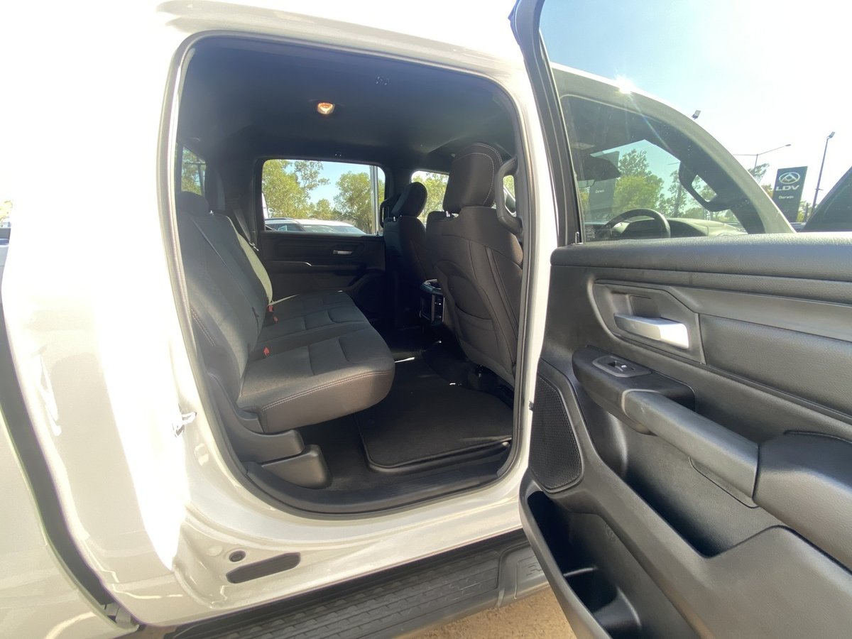2026 Ram 1500 Express image 15