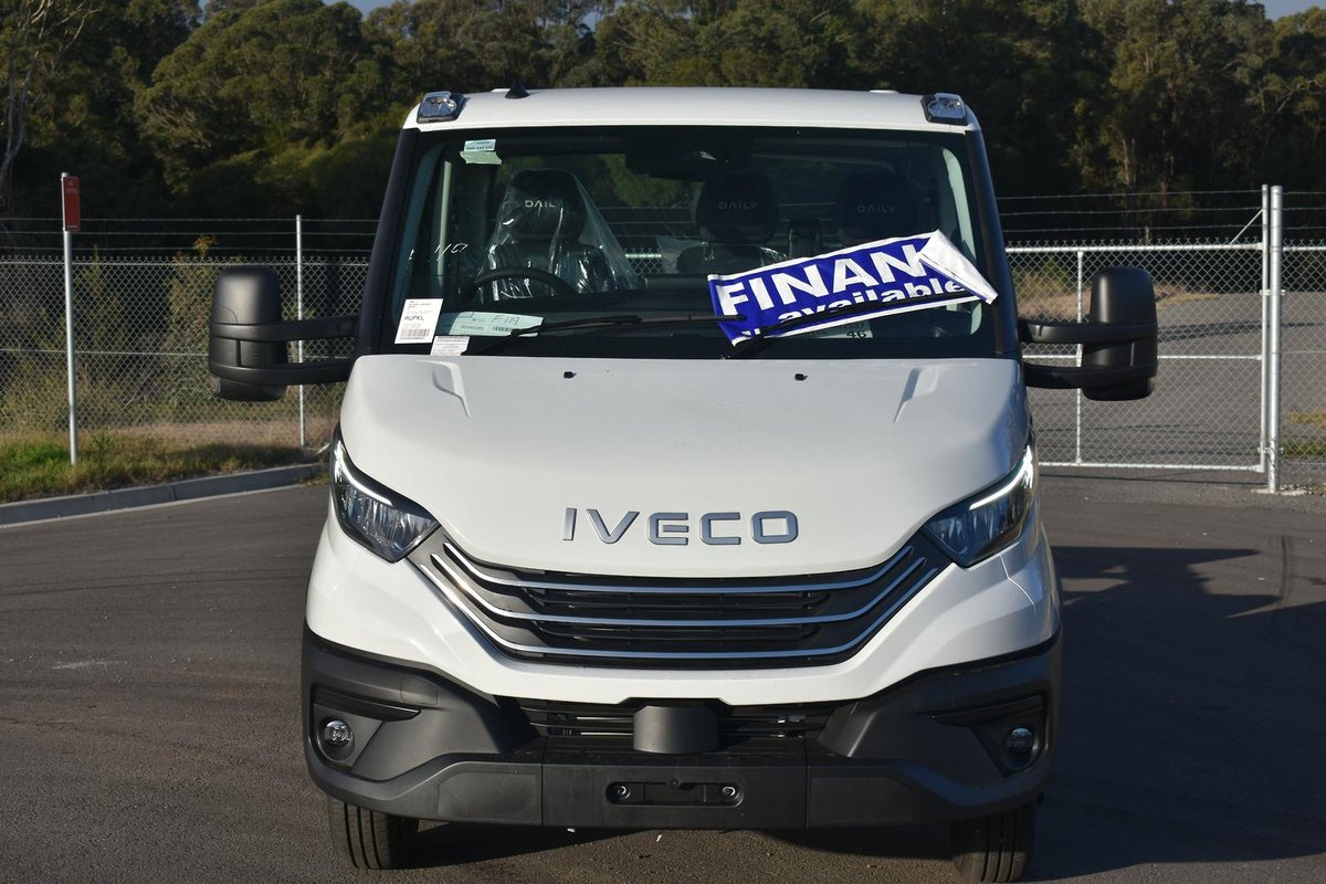 2026 Iveco Daily 50C18 image 2