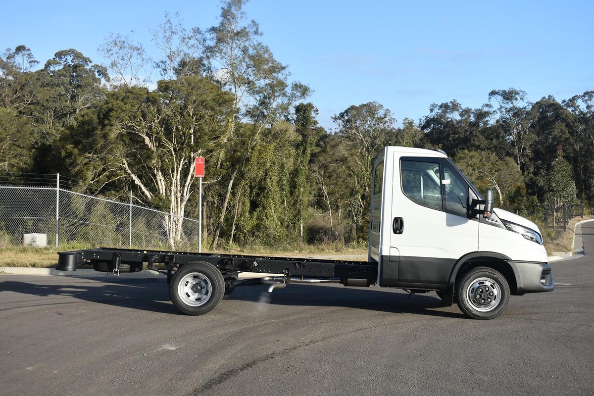 2026 Iveco Daily 50C18 image 4