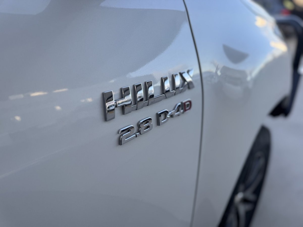 2019 Toyota Hilux SR5 GUN126R 4X4 Dual Range image 12