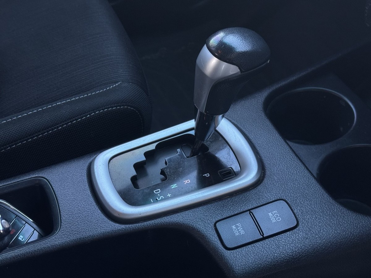 2019 Toyota Hilux SR5 GUN126R 4X4 Dual Range image 14
