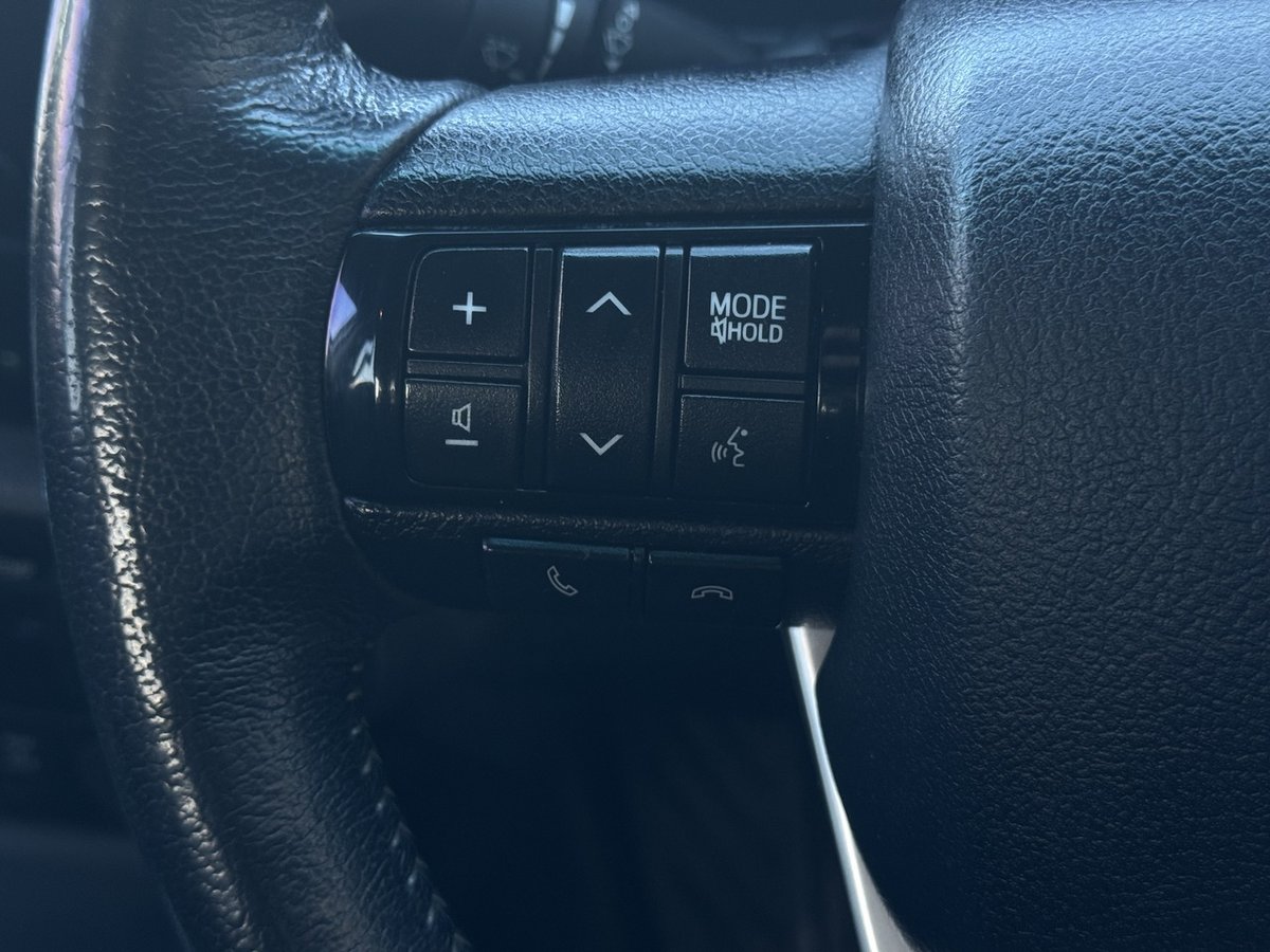 2019 Toyota Hilux SR5 GUN126R 4X4 Dual Range image 21