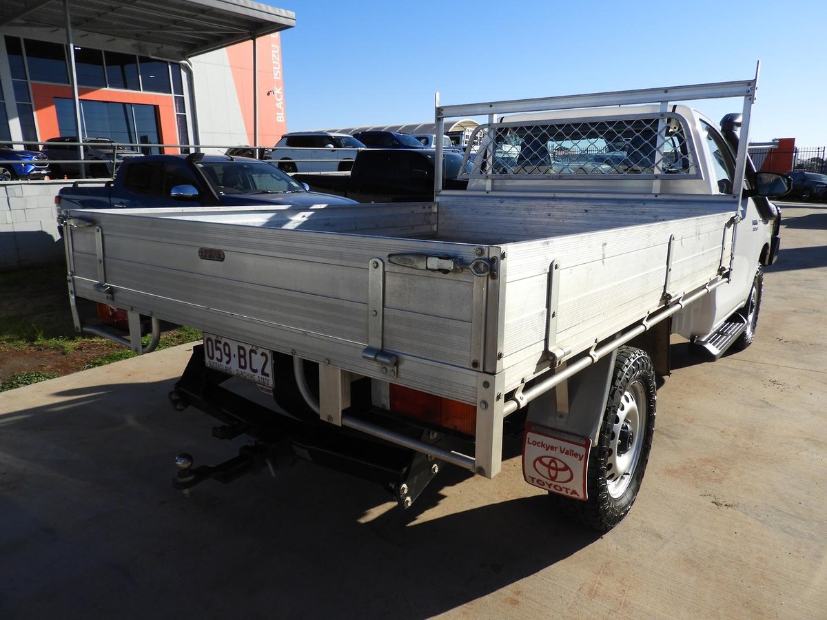 2020 Toyota Hilux SR GUN126R 4X4 Dual Range image 6