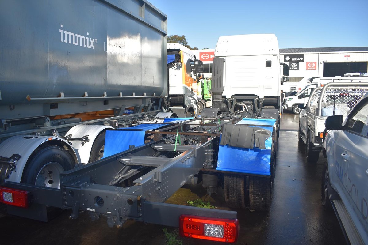 2024 Iveco S-Way AS270 image 6