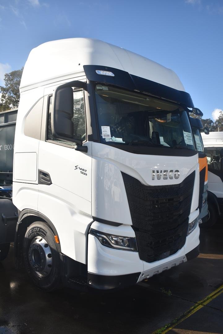 2024 Iveco S-Way AS270 image 4
