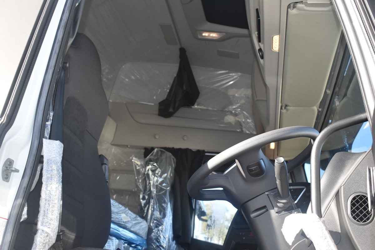 2024 Iveco S-Way AS270 image 21