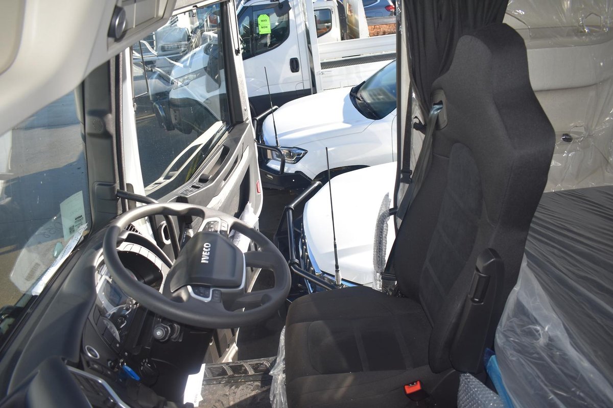 2024 Iveco S-Way AS270 image 15