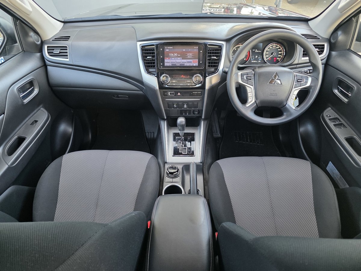 2022 Mitsubishi Triton GLX+ MR MY22 4X4 Dual Range image 14